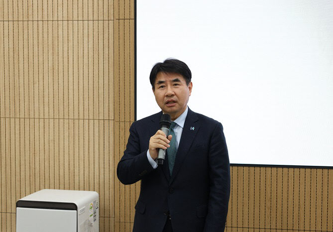 2. 이원희 한경국립대학교 총장