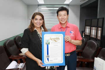 샤론 실바 (Sharon Quirk Silva) 미국 캘리포니아 하원의원