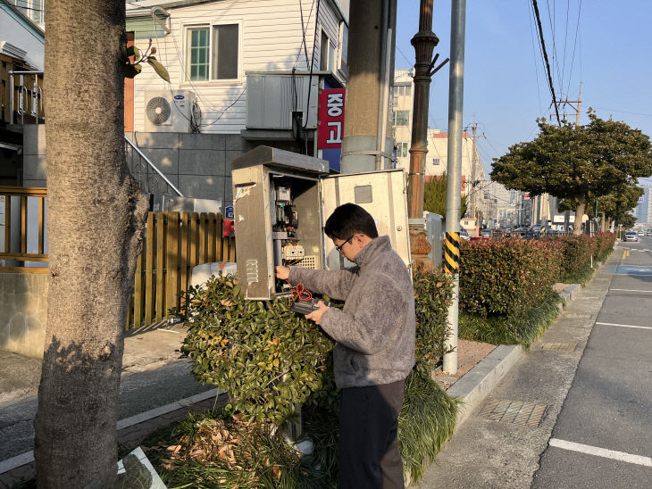 거제시，명절 맞이 가로·보안등 특별 점검 완료