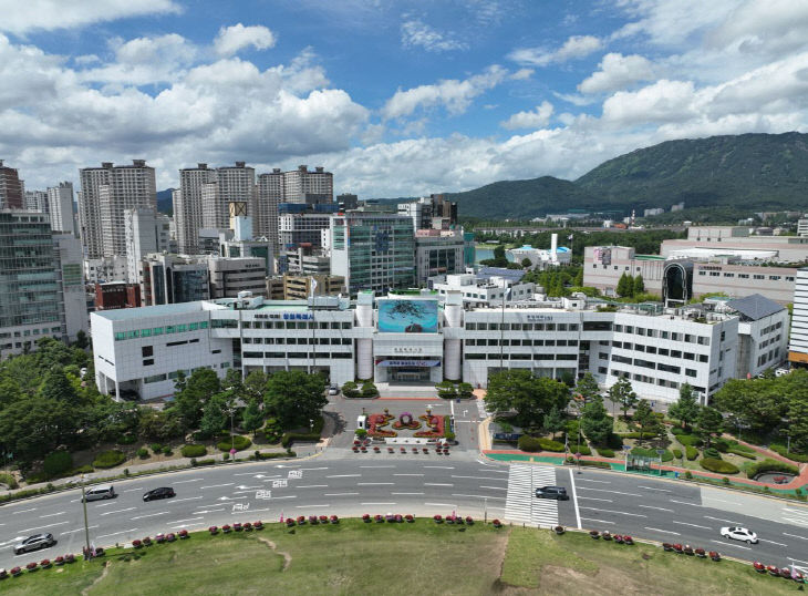 창원시청 전경 2024