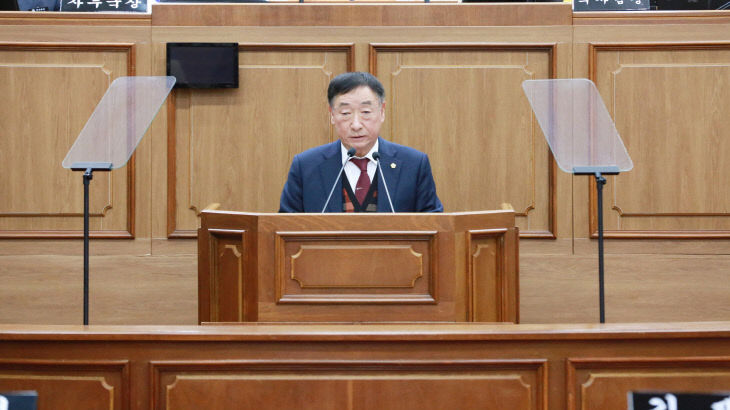 신철기 의원