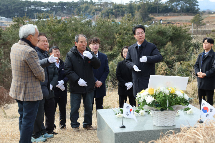 심덕섭 고창군수, 독립유공자 묘소 참배 (1)