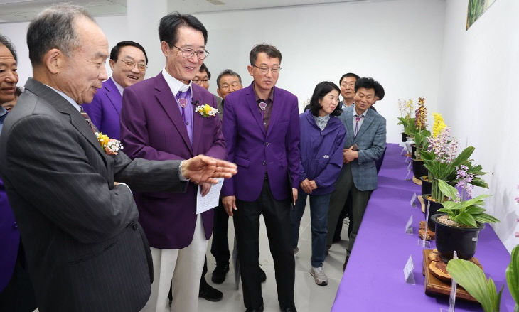사진 (2)