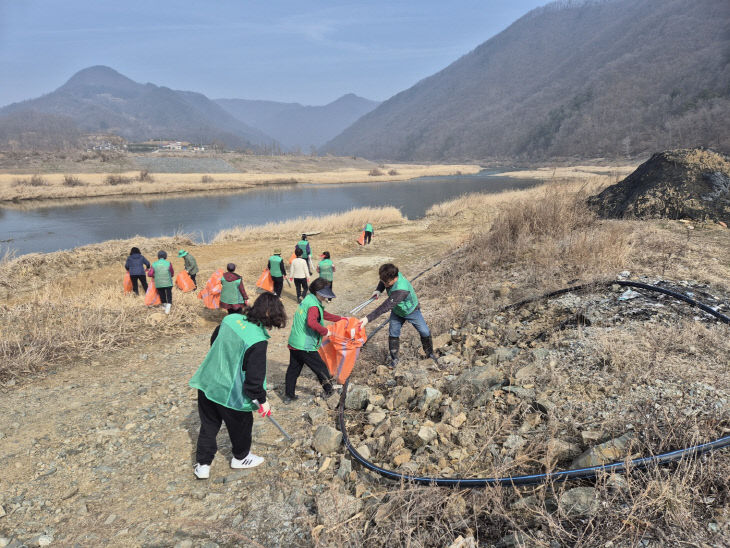 괴산군 감물면 새마을회, 새봄맞이 환경정화활동