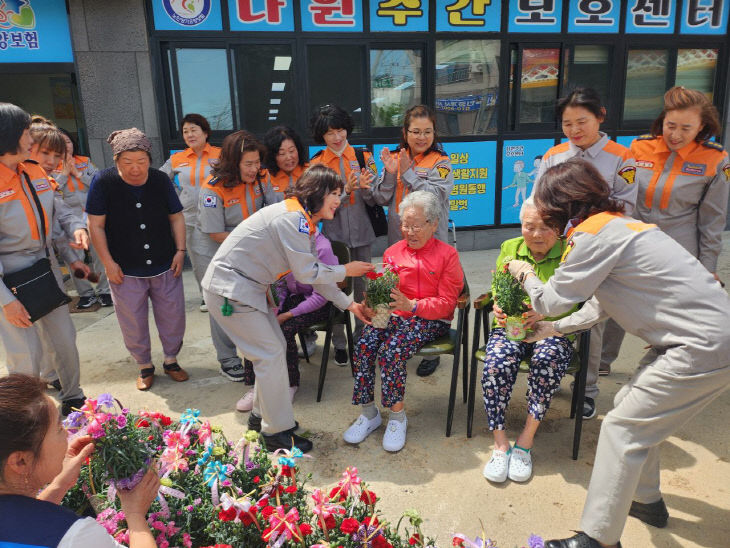 (0508)논산소방서, 어버이날 맞아 따뜻한 사랑 나눔 실천2