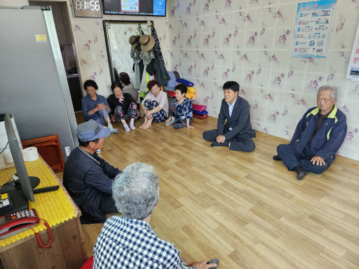 남일면 -경로당 순회 안부 확인