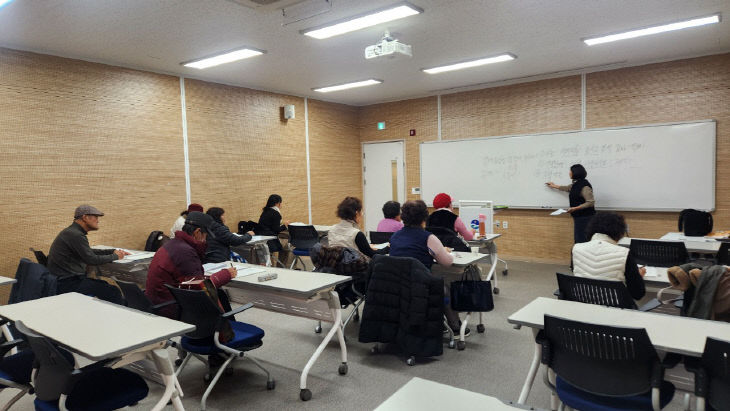 4. 음성군 평생학습관, 검정고시 수업사진