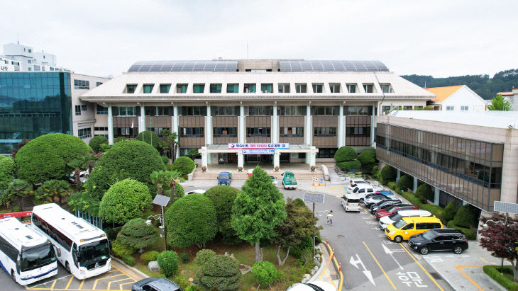 통영시 인구·청년정책 다양화 추진(시청전경)