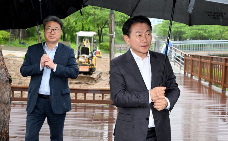 1.녹지산림과(의정부시, 송산3동 녹지대 다목적 쉼터 조성 현장