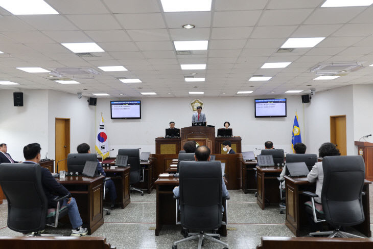 제305회 임시회 사진 2