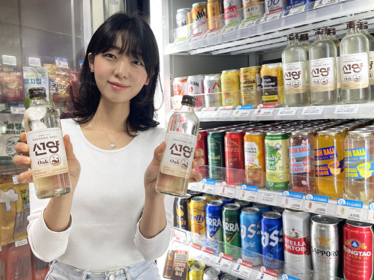 _선양오크_ 소주가 출시 3개월 만에 200만병 판매되었다_1