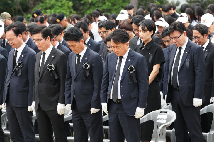 20250606 - 제70회 현충일 추념식(오창 충혼탑 도지사)1