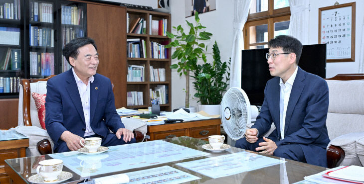 시의회 방문