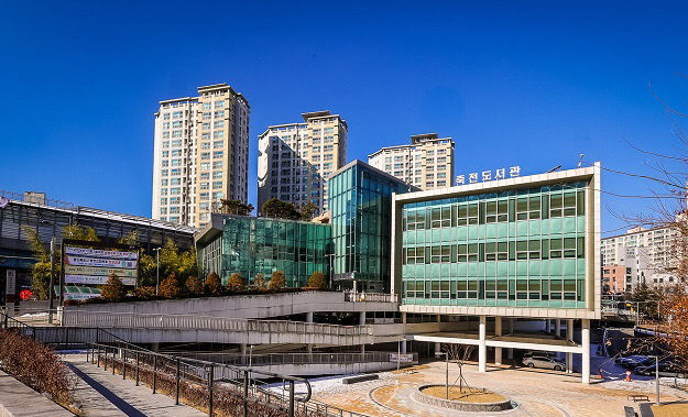 5. 죽전도서관 전경