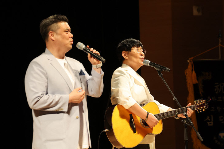 군민행복 고창포럼(가수 윤형주, 성악가 전병곤)