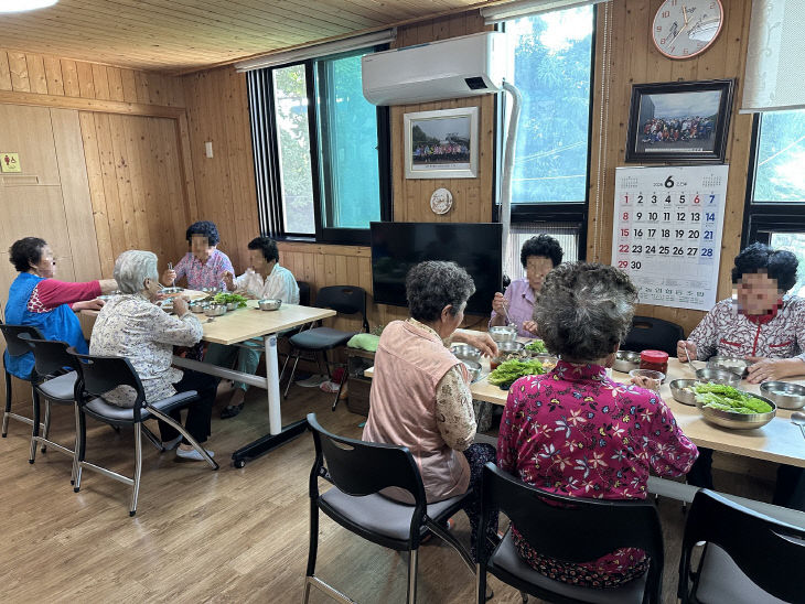거창군 경로당 행복식탁 지원 사업