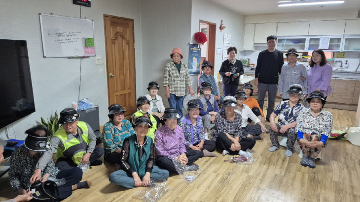 왕징면지역사회보장협의체, 거리환경지킴이 어르신 건강한여름
