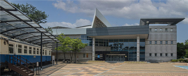 인천시립박물관 전경