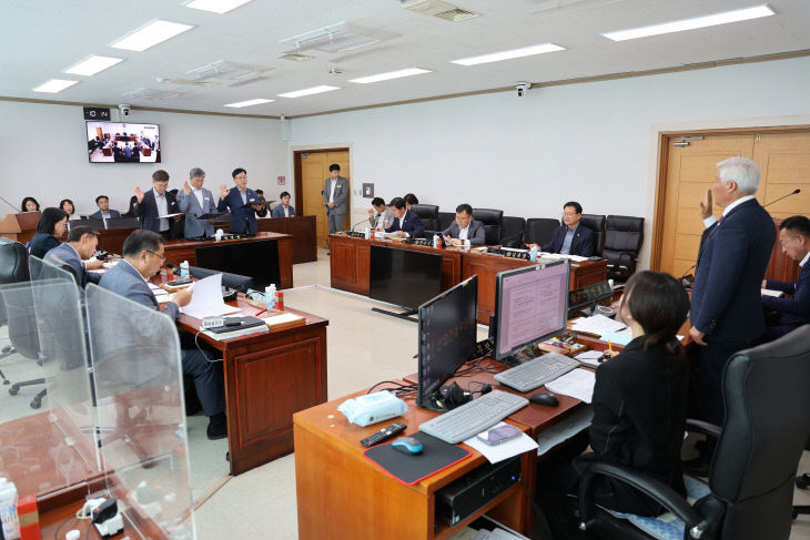 250623 서산시의회, 2025년도 행정사무감사 마무리_산건위(2)