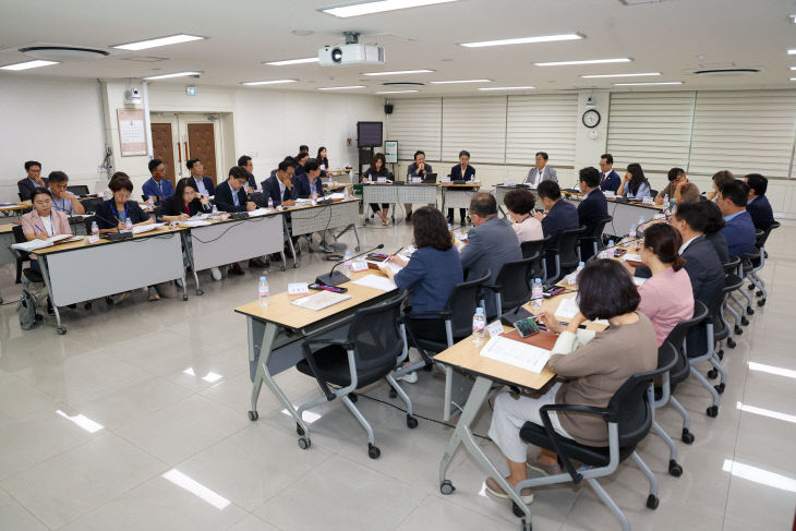6.27(김해시  인구위기 넘어 '든든한 4W형 행복도시'로 도약)2