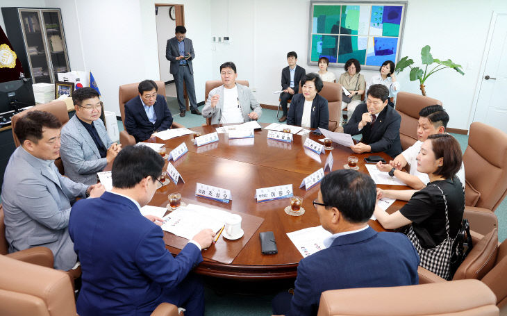 사진자료1-운영위원회 비교시찰