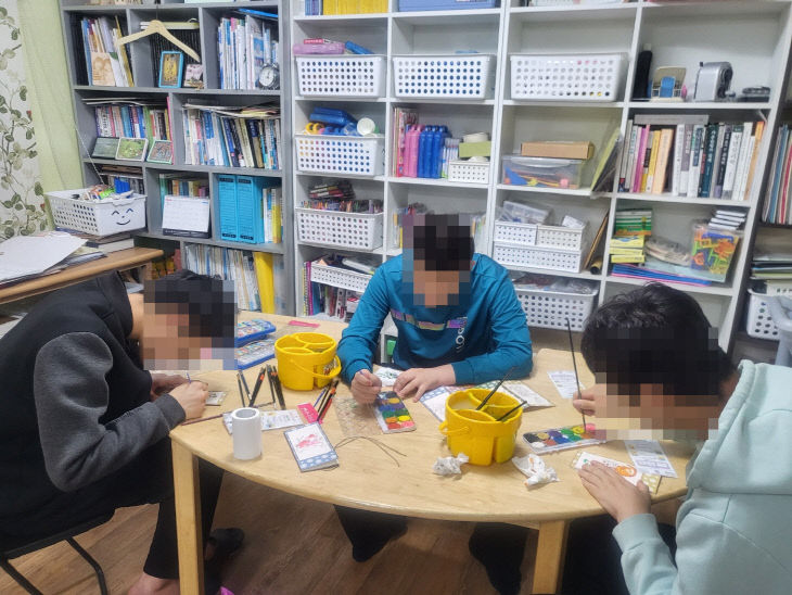5.ADHD 및 정서·불안 장애 아동 미술 치료 활동 모습