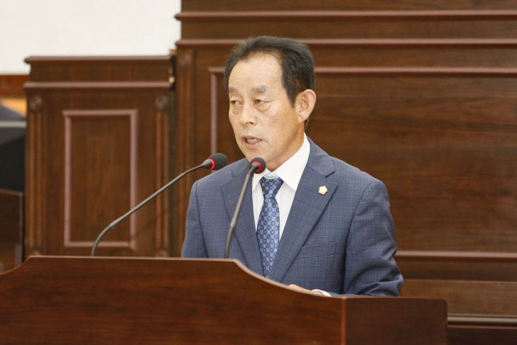 20250711 예산군의회 임종용 의원 발언 사진