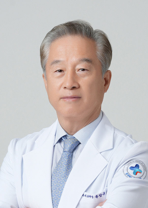 제16대 충주의료원장(윤창규 원장님)