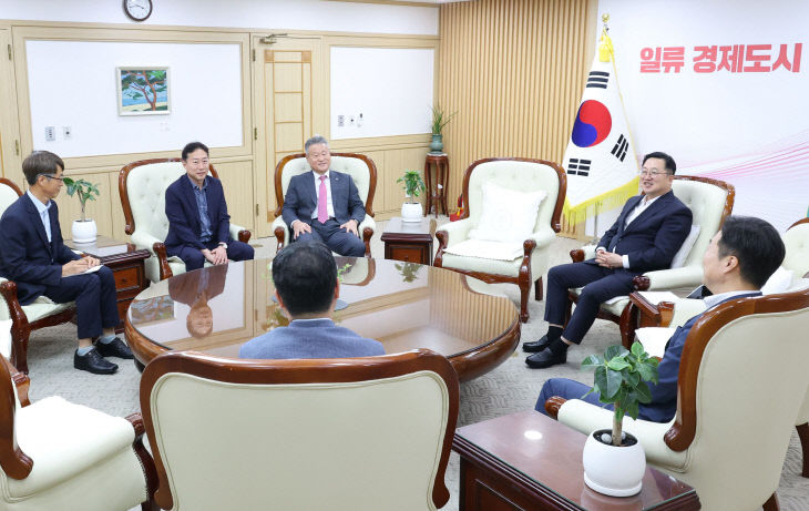 20250716대전충남경영자총협회장단 접견-006 (1)