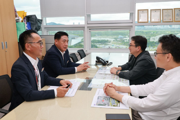 1. 영동군, 지역발전
