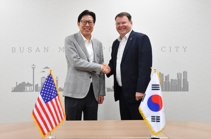 놀란 바크하우스 주부산미국영사 접견