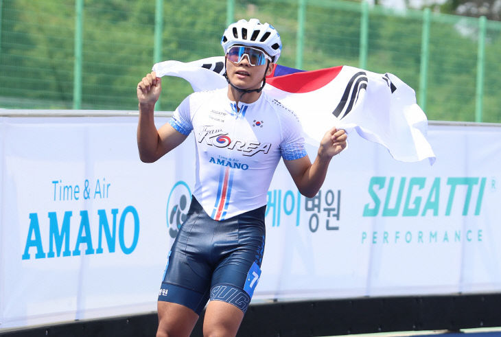스피드트랙 남자 주니어 김지찬