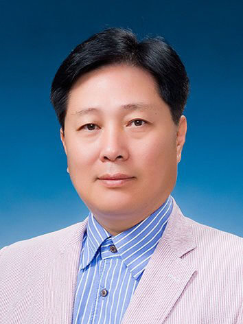이영진 증명사진