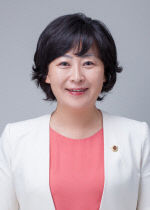 김꽃임 위원장