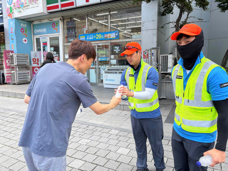 의정부도시공사, 혹서기 가로환경미화원 현장격려 무사히 마무
