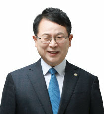 정헌율 익산시장 증명사진