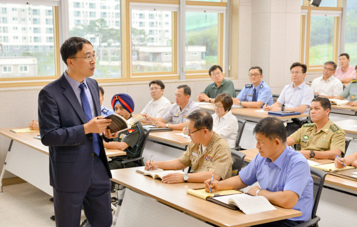 6대 주요기관_ ①안전보장대학원