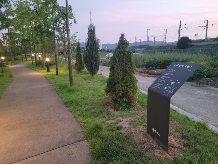 권태응 동시길(권태응 시화 산책길 사진)2