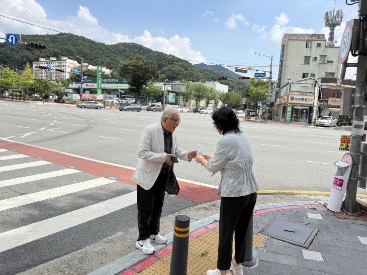 옥룡동 냉수 나눔 (2)