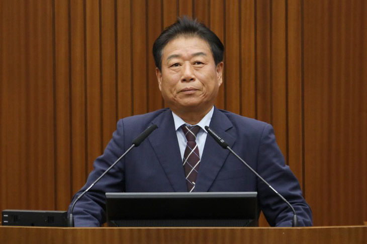 김충식