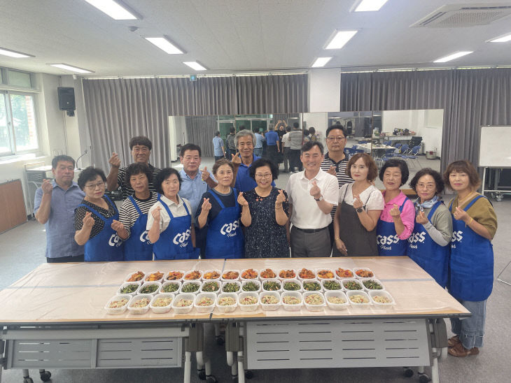 보도 4) 반찬 나눔 사진