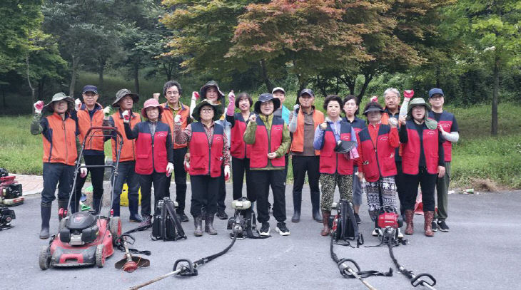 보도 3) 환경정비 단체 사진(2)