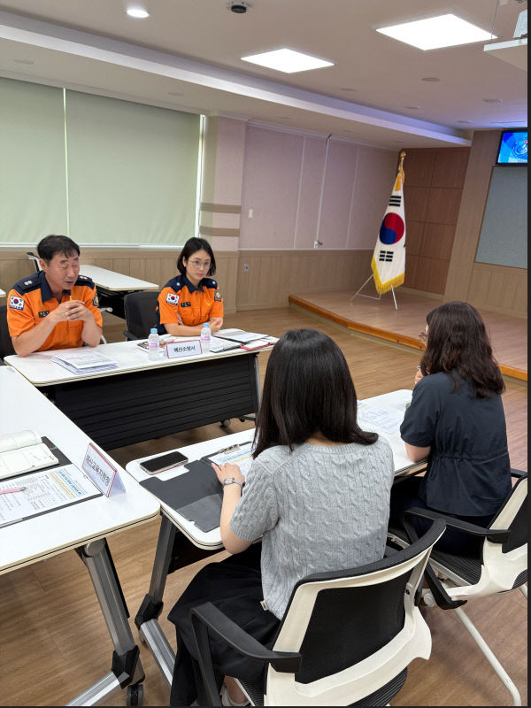 관련사진