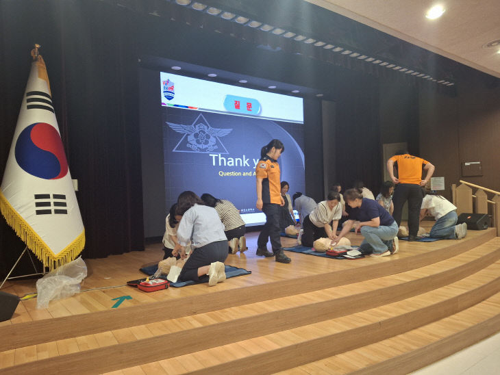 2025 초등돌봄전담사 심폐소생술 보도자료 사진2