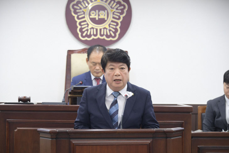 [사진] 김재수 의원 (3)