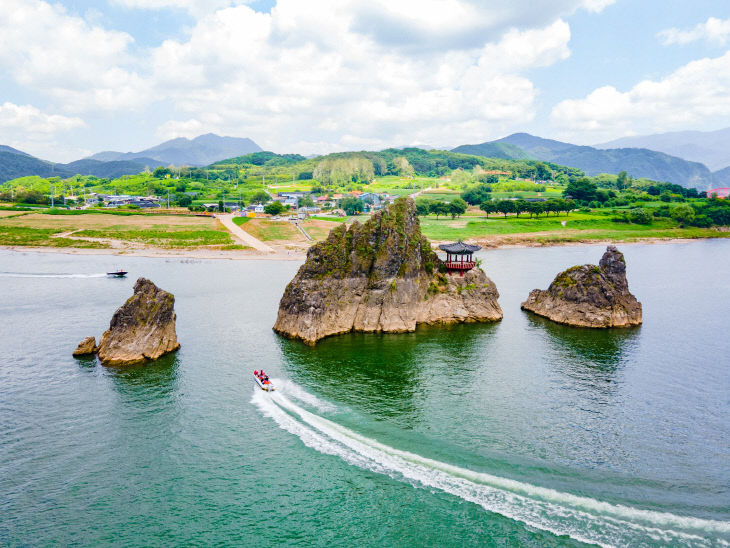 보도 1) 도담삼봉(2)