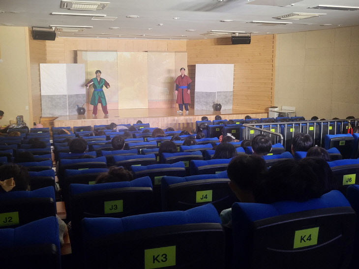 11. 아산시, ‘소년 이순신 공연’ 성황리에 마쳐