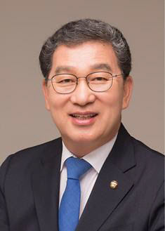 신정훈