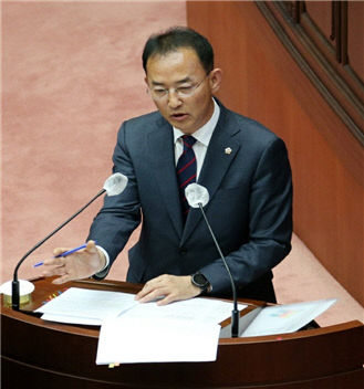 이 종 진 시의원