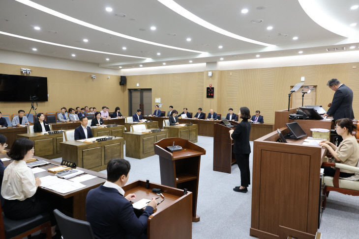 서천군의회 제333회 임시회 본회의 모습
